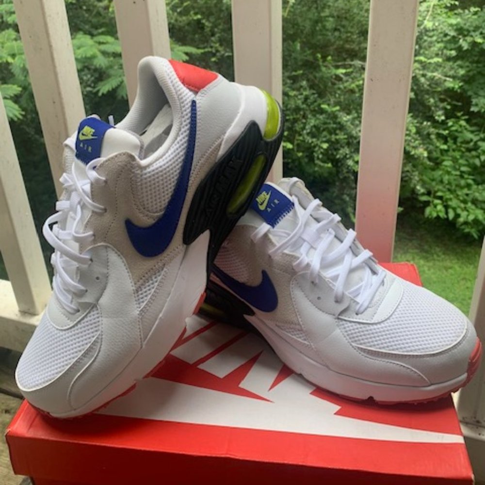 Pre- Owned : Nike Air Max SZ 11 SHOES 2019 CD4165 101